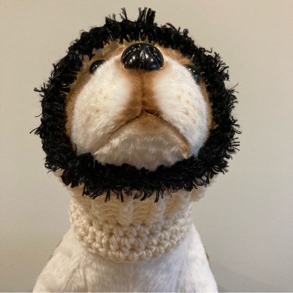 Cream color dog hat/hood with faux fur trim in black With two-tone pom-pom - Picture 8 of 10